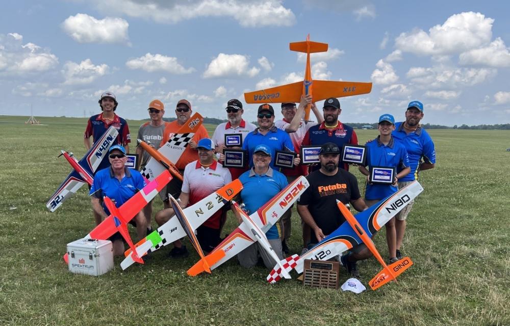 The 2024 AMA 422 Q40 winners (L-R): Leo, Jim, Dean Stone, Jason, Jack, Roy, AJ Hemken, Brody, Gary Freeman, Mike Helsel, Jason D