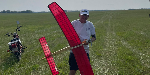 Gene Smith and his fine-flying Hoosier Hotshot for B NOS.