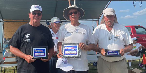 The CD Classic Gas podium: Bob Hanford, second; Roger Erridge, first; and Scott Lapraik, third.