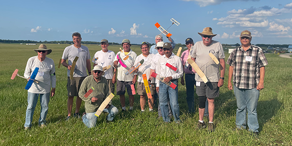 The traditional Tuesday-evening E-20 event, held after the awards, featured spectacular weather and light winds from the west.