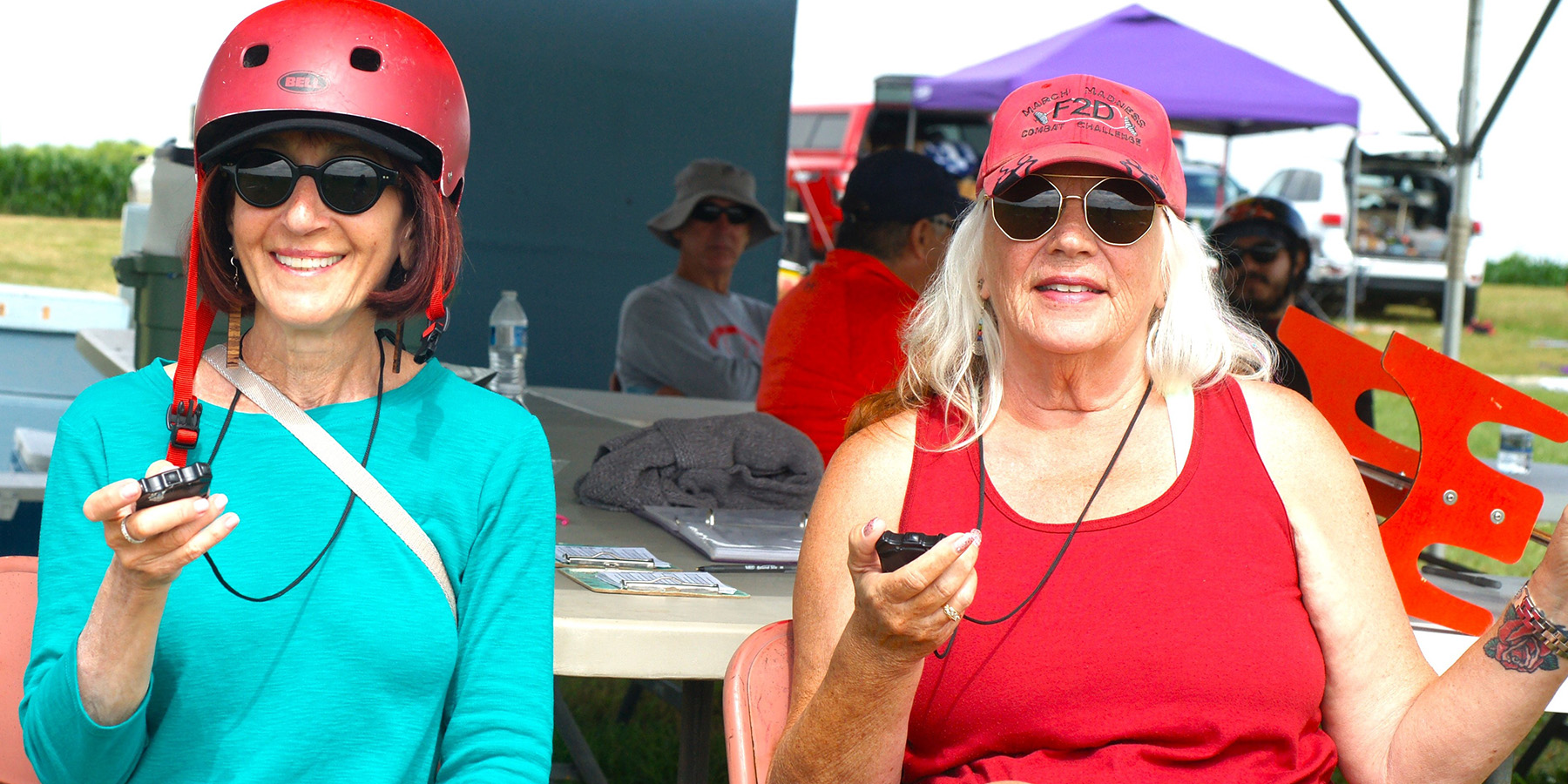 Muffy Rudner (left) and Tammy Jo Johnson judged Speed Limit Combat, as well as F2d Fast Combat on the previous day.