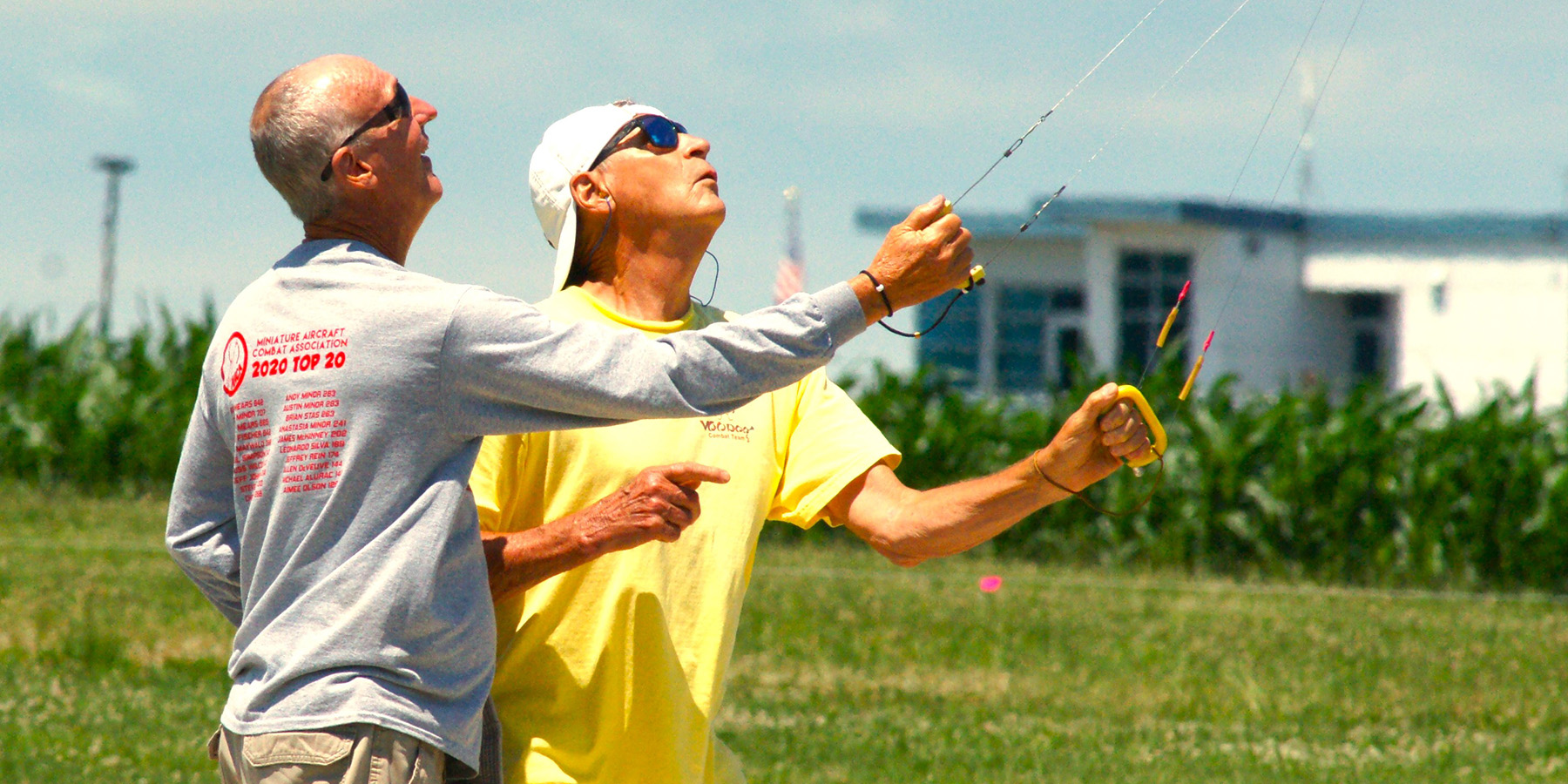 Leonardo Silva (left) placed fourth in the contest. Here, he flies Steve Kott.