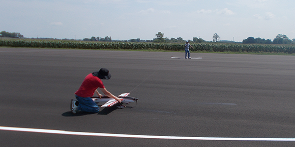 Bob Hunt gives the signal for the launch of his first official flight.