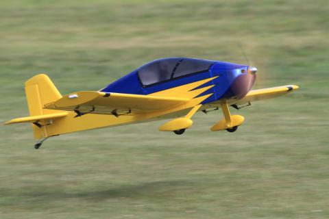 Gary Smith brought his scratch-built model of a homebuilt Sonex and took 2nd place in Designer Scale. It is electric powered with a wingspan of 74 inches.