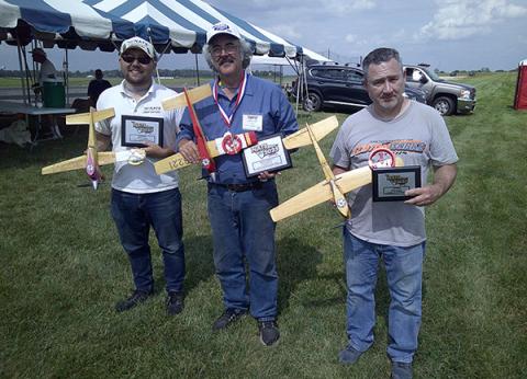 Formula 40 Winners James Van Sant (L), Glen Van Sant (C), and Jeff Gitchel (R).