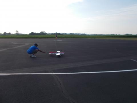 Contestant gets a launch during an official flight.